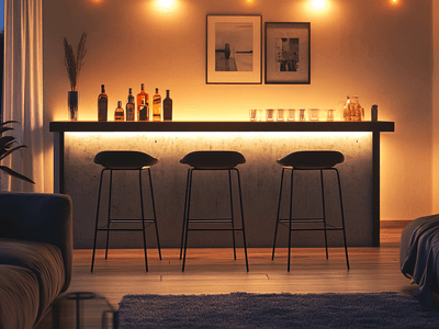 Atmosfera da bar a casa: tavoli da bar e sgabelli da bar